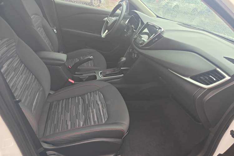 Used Chevrolet Monza 2019 Redline 320T Dual-Clutch Joyful Edition China VI Standard Right Front Seat