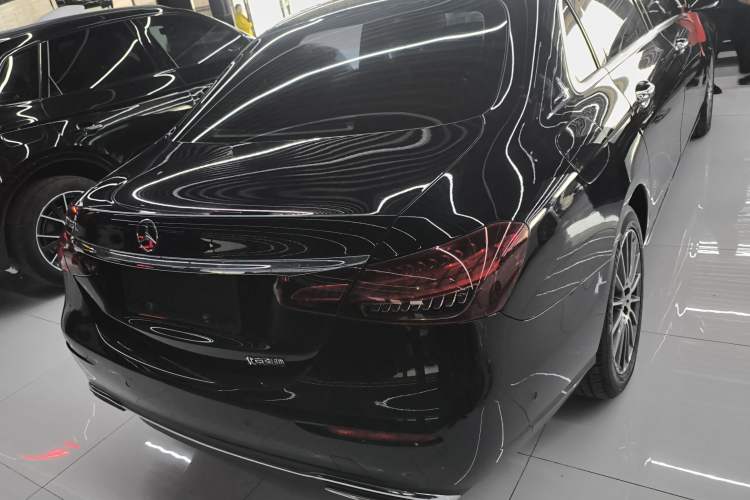 Used Mercedes-Benz E-Class 2022 E 260 L