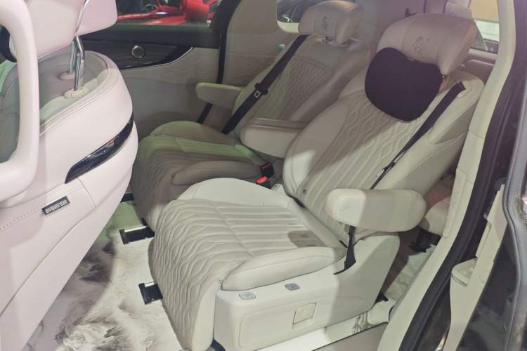 Used FORTHING Xinghai V9 2024 1.5TD 200km Chinese Knot Series Premium Edition