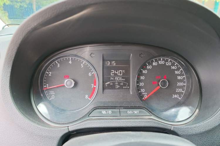 Used Volkswagen Polo 2016 1.4L Manual Fashion Model