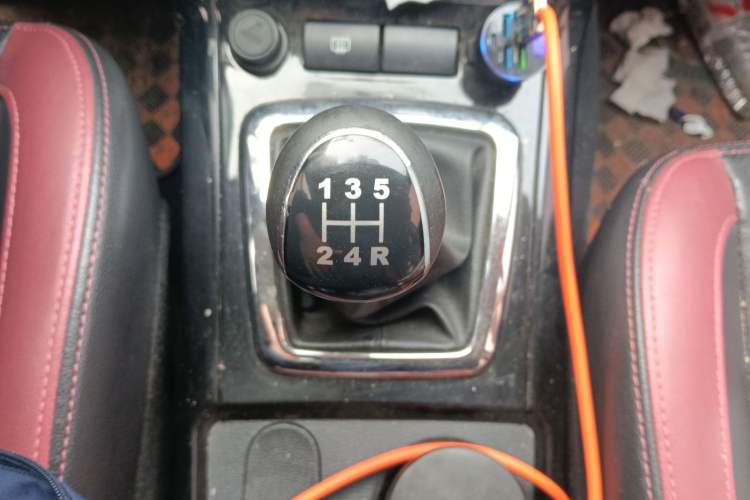 Used HYOSOW S3 2014 1.5L Comfort Version China IV Emission Standard
