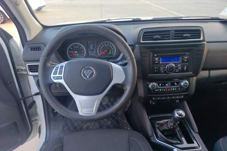 Used Foton Conqueror 3 2020 2.4L Challenger 3 Two-Wheel Drive Enjoyment Version High Cargo Bed Standard Wheelbase 4K22D4M