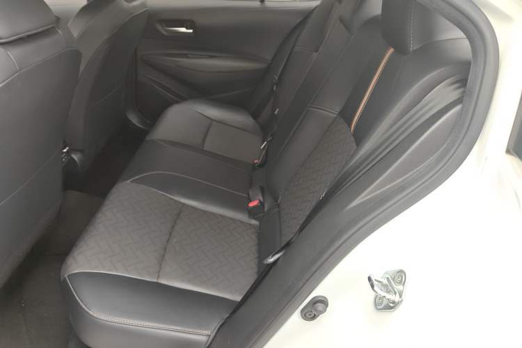 Used Toyota Levin 2023 Smart Electric Hybrid Dual-Engine 1.8L Sport Edition Left Rear Seat