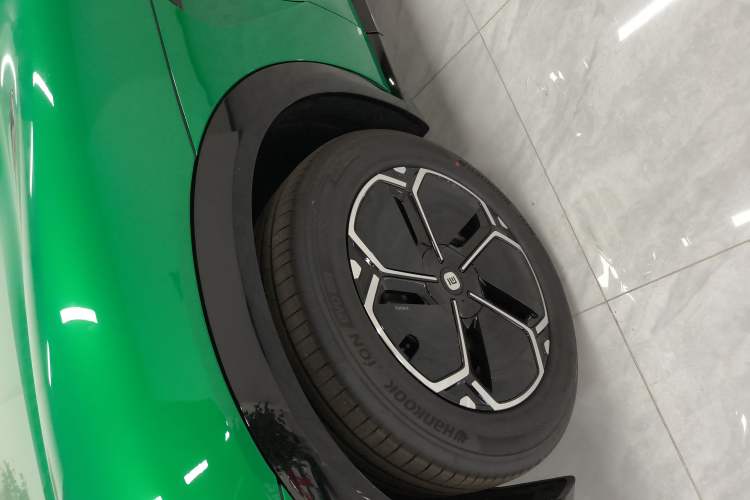 Used Xiaomi Auto YU7 2025 Ultra-Long Range Rear-Wheel Drive Version
