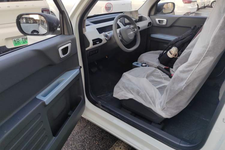 Used Geely Galaxy Panda 2024 Panda Mini 200km Endurance Bear