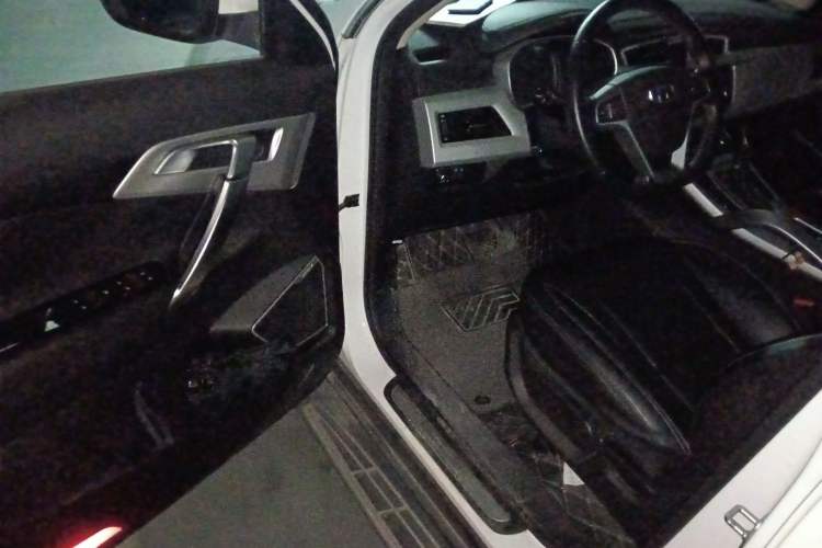 Used Geely Auto Emgrand X7 Sport 2016 1.8TD Automatic Smart Connectivity Version
