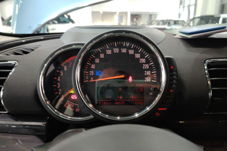Used MINI Clubman 2016 Updated 1.5T COOPER Geek Edition