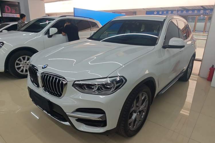 Used BMW X3 2020 xDrive28i Luxury Package Front Left 45 Deg