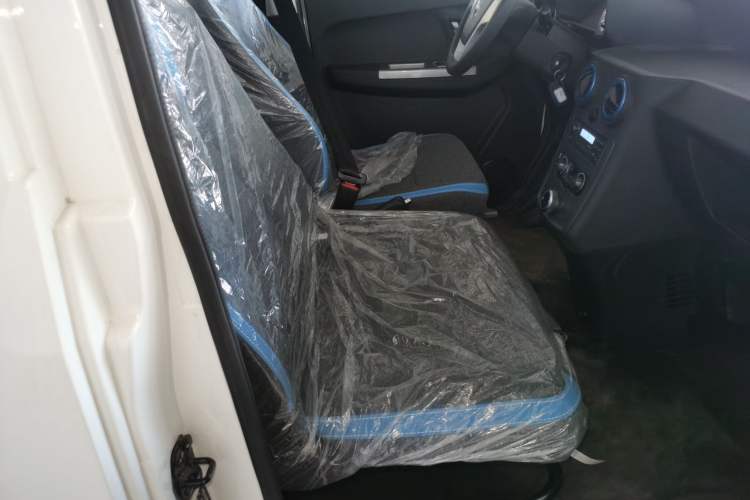 Used Foton Intelligent Blue Elf E7 2024 All-Electric Van Flat Roof 2 Seats EVE Energy 41.86 kWh
