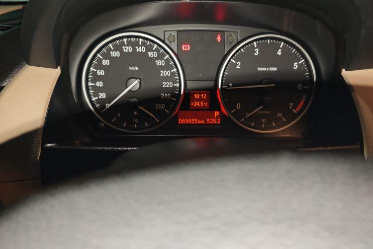 Used BMW X1 2010 sDrive18i Luxury Model