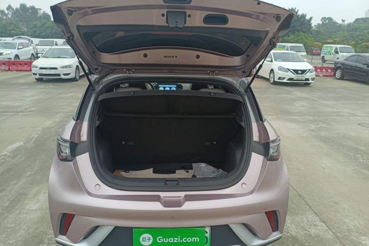 Used BYD Dolphin 2021 405 km Fashion Edition
