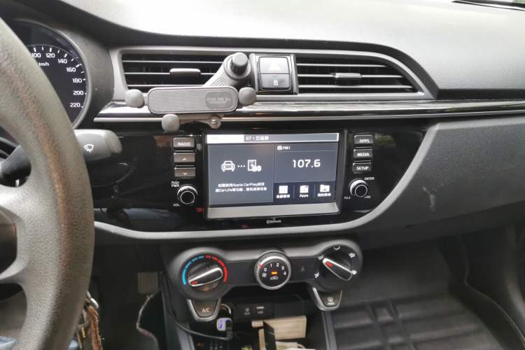 Used Kia K2 2017 Sedan 1.4L Automatic Transmission 15th Anniversary Special Edition GLS
