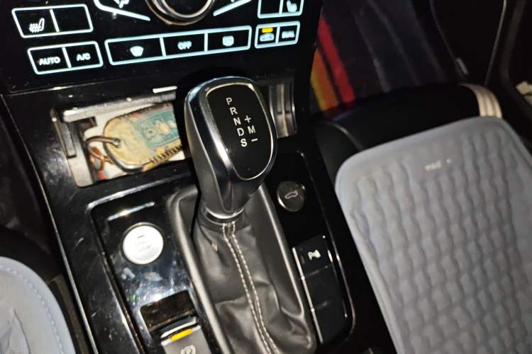 Used Hongqi H5 2019 30TD Smart Connect Dynamic Edition
