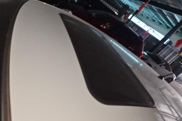 Used Kia K2 2015 Hatchback 1.4L AT GLS Cool Edition