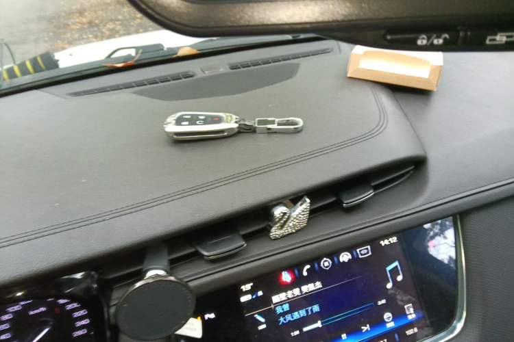 Used Cadillac XT5 2018 28T Four-Wheel Drive Luxury Model Vehicle Key