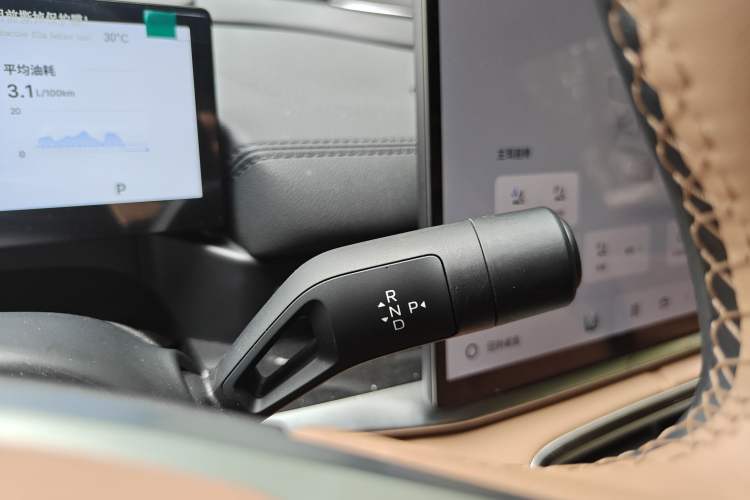 Used Geely Galaxy A7 2025 Model EM-i 150km Starship Edition