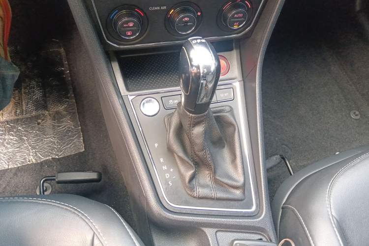 Used Volkswagen Gran Lavida 2017 230TSI DSG Comfort Edition