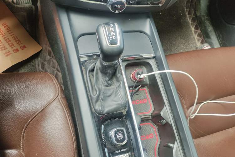 Used Volvo XC60 2019 T5 4x4 Smart Edition China V Standard
