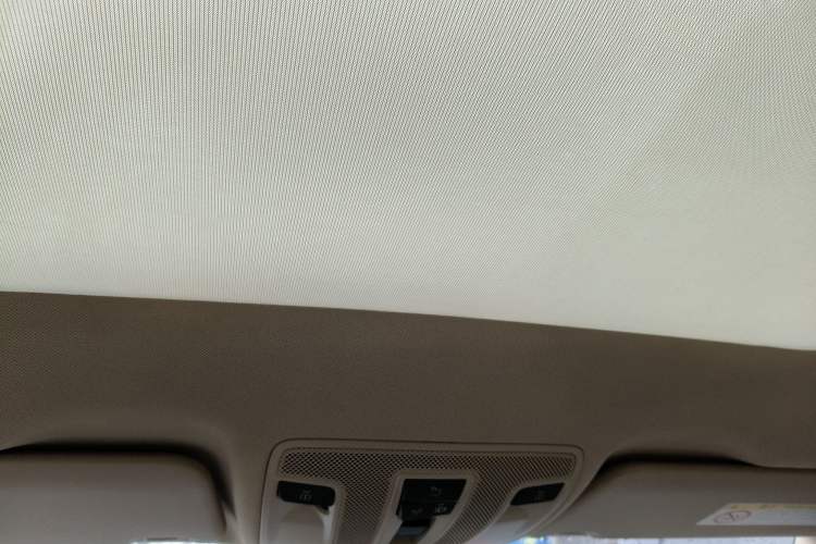 Used Mercedes-Benz GLA 2016 GLA 220 4MATIC Fashion Edition Headliner