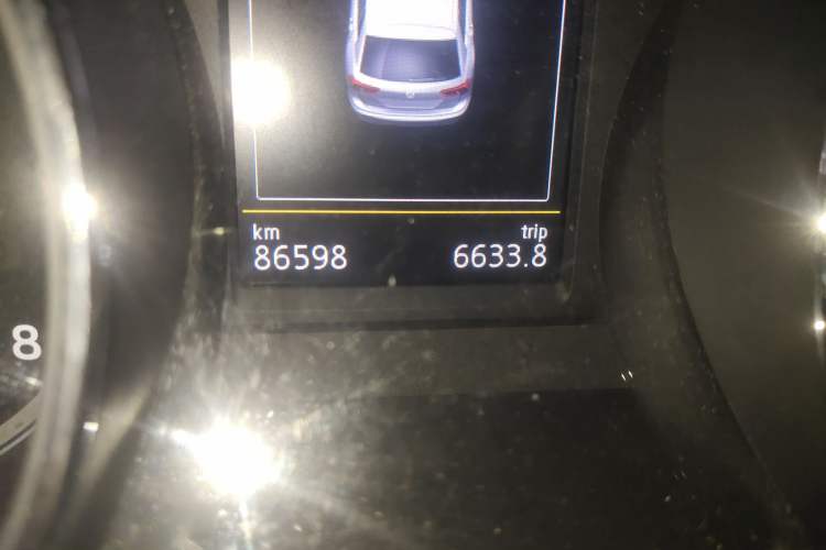 Used Volkswagen Tiguan L 2017 330TSI Automatic Two-Wheel Drive Flagship Edition Odometer Close Up