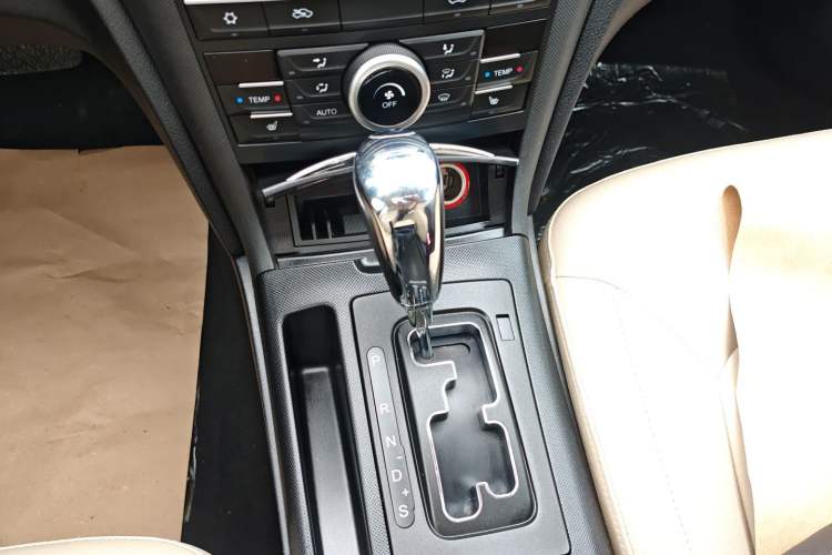 Used Bestune B70 2014 2.0L automatic luxury version