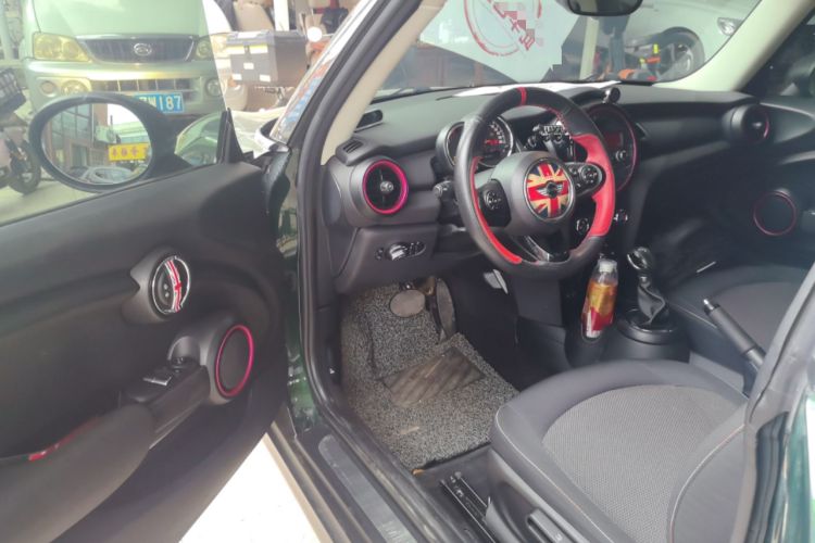 Used MINI 2014 1.2T ONE+ Driver Seat