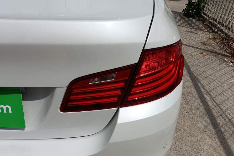 Used BMW 5 Series 2014 525Li Luxury Design Package
