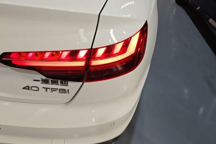 Used Audi A4L 2022 40 TFSI Luxury Prestige Edition Exterior 3