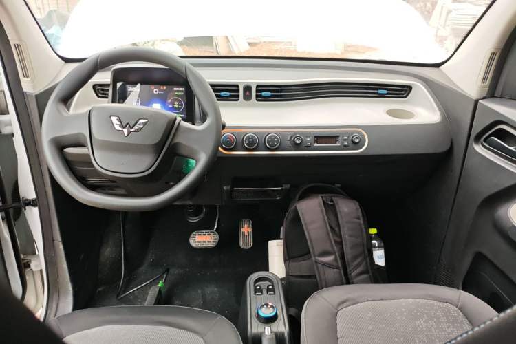 Used Wuling Hongguang MINIEV 2020 Freedom Version Lithium Iron Phosphate
