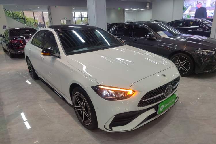 Used Mercedes-Benz C-Class 2024 Facelifted C-Class 260 L Night Edition Sports Version Exterior 1