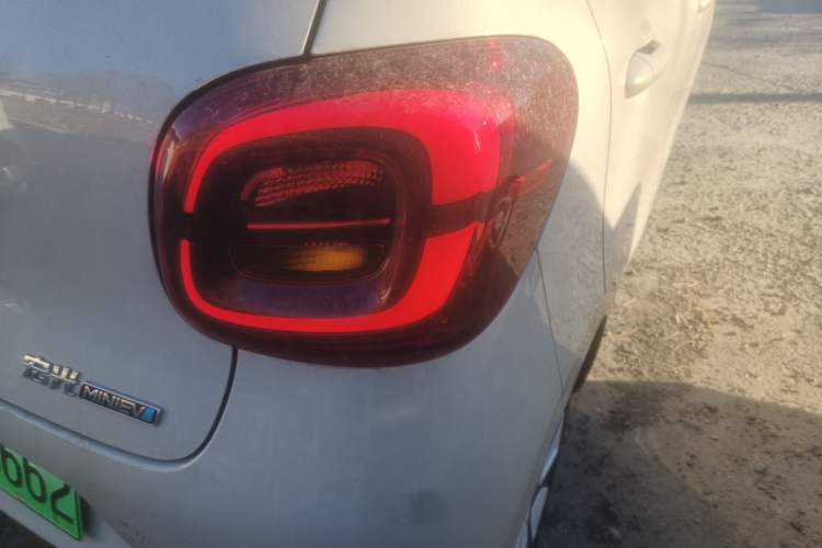 Used Wuling Hongguang MINIEV 2025 Four-Door Version Advanced Edition
