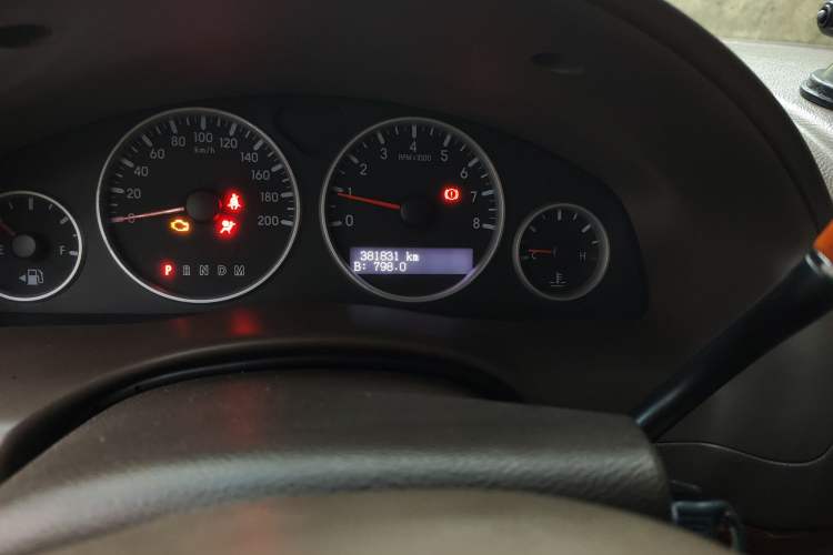 Used Buick GL8 2011 2.4L CT Comfort Edition
