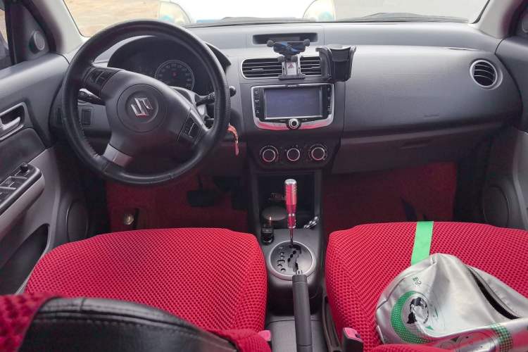 Used Suzuki Swift 2011 1.5L Automatic Sport Audiovisual Edition Center Console