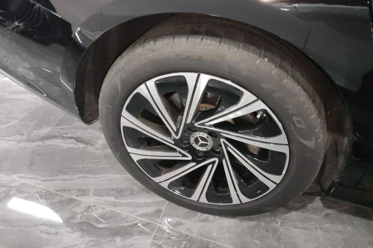 Used Mercedes-Benz E-Class 2025 E 300 L Luxury Model
