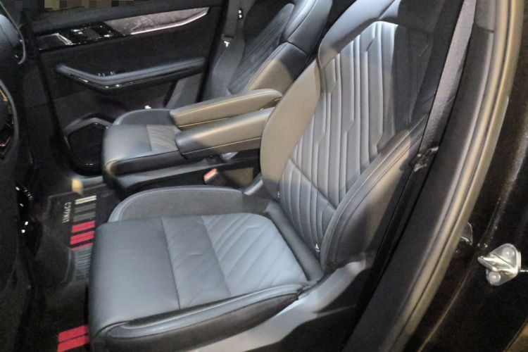 Used Lynk & Co 09 EM-P 2021 2.0T PHEV Halo Six-Seater
