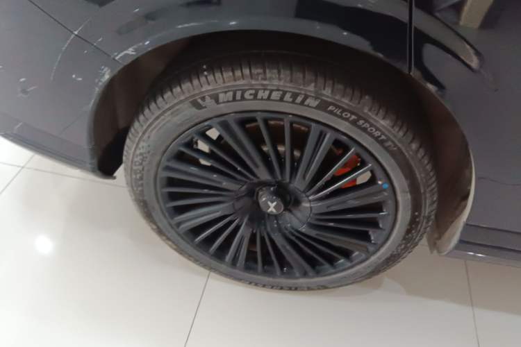 Used XPeng G9 2025 625 Long-Range Max
