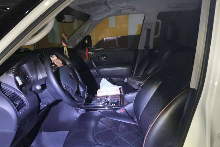 Used Nissan Patrol 2018 4.0L LinkedIn Edition Left Front Seat