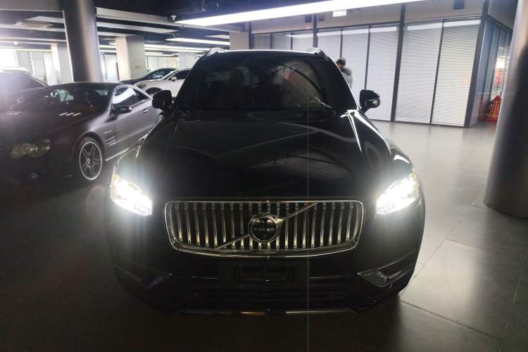 Used Volvo XC90 2021 B6 Luxury Smart Edition 7-Seater
