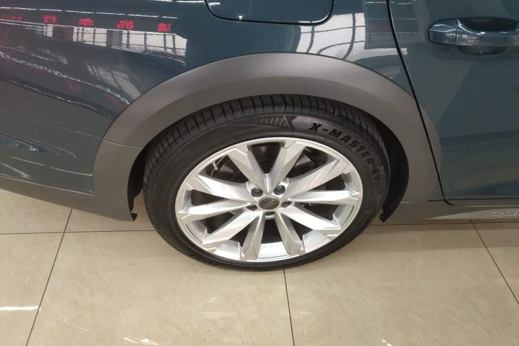 Used Audi A6 2020 allroad quattro Explorer 55 TFSI Prestige Off-Road Model