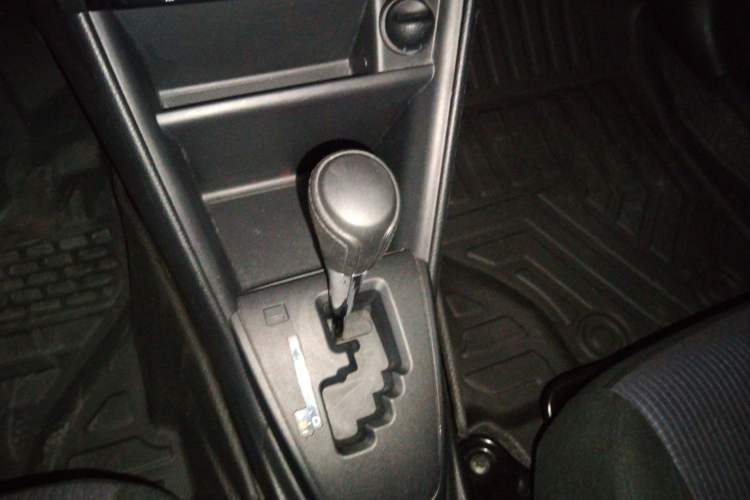 Used Toyota YARiS L Zhi Xuan 2016 Revised 1.5E CVT Charming Edition