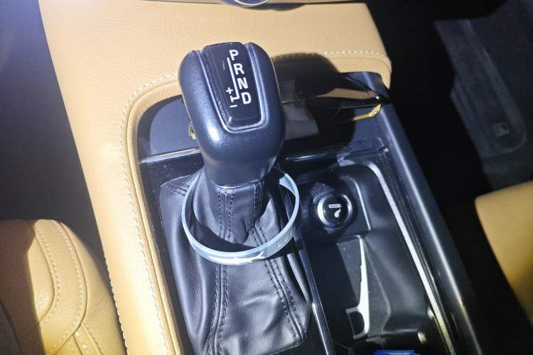 Used Volvo V90 2017 Cross Country T5 AWD Smart Range Edition