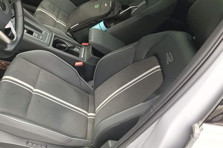 Used Volkswagen Golf 2021 280TSI DSG 30th Anniversary Edition Left Front Seat