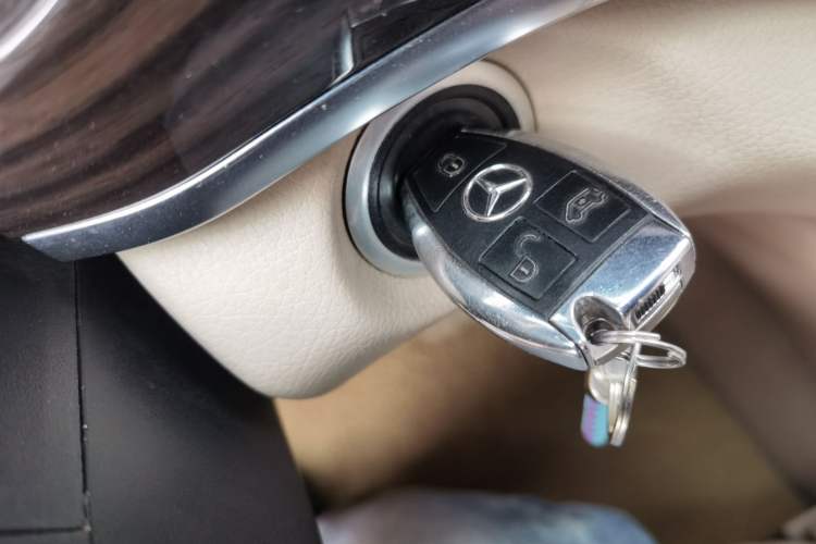 Used Mercedes-Benz V-Class 2016 V 260 Avantgarde Edition