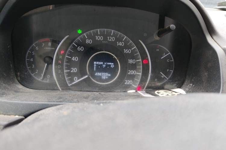 Used Honda CR-V 2013 2.0L Four-wheel Drive Classic Edition Odometer Close Up