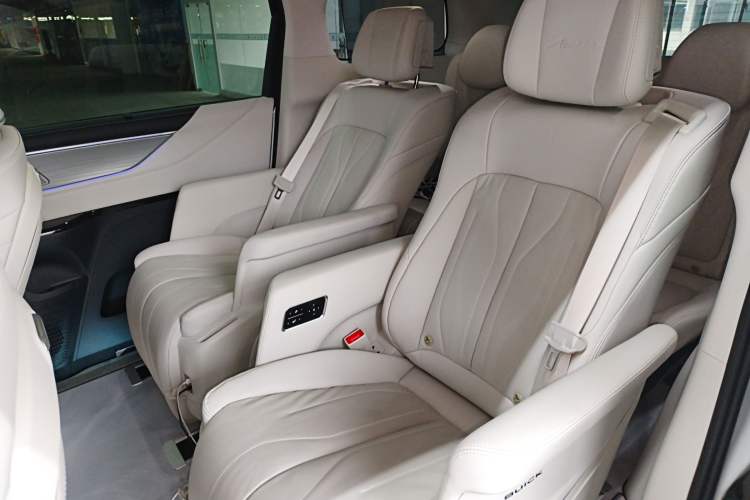 Used Buick GL8 New Energy 2024 Lu Zun Luxury Edition 7-Seater