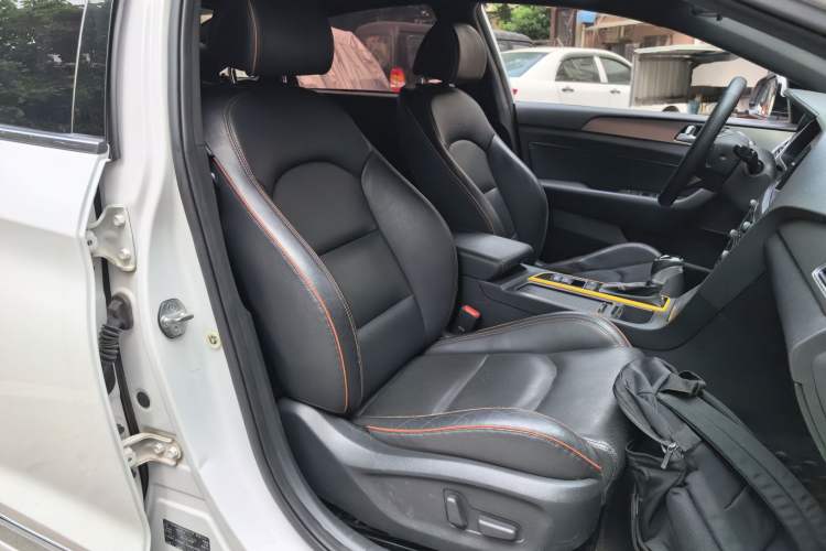 Used Hyundai Sonata 2015 1.6T GLX Advanced Model Right Front Seat