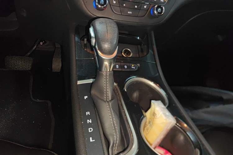 Used Buick Verano 2018 Sedan 20T Dual-Clutch Luxury Model
