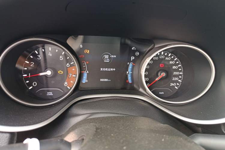 Used Jeep Compass 2017 200T Automatic Family Edition
