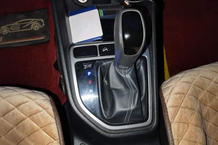 Used Hyundai ix25 2015 1.6L Automatic Two-Wheel Drive Smart GLS Trim
