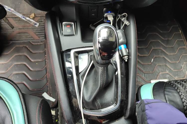 Used Nissan Qashqai 2019 2.0L CVT Smart Enjoyment Version Gear Lever